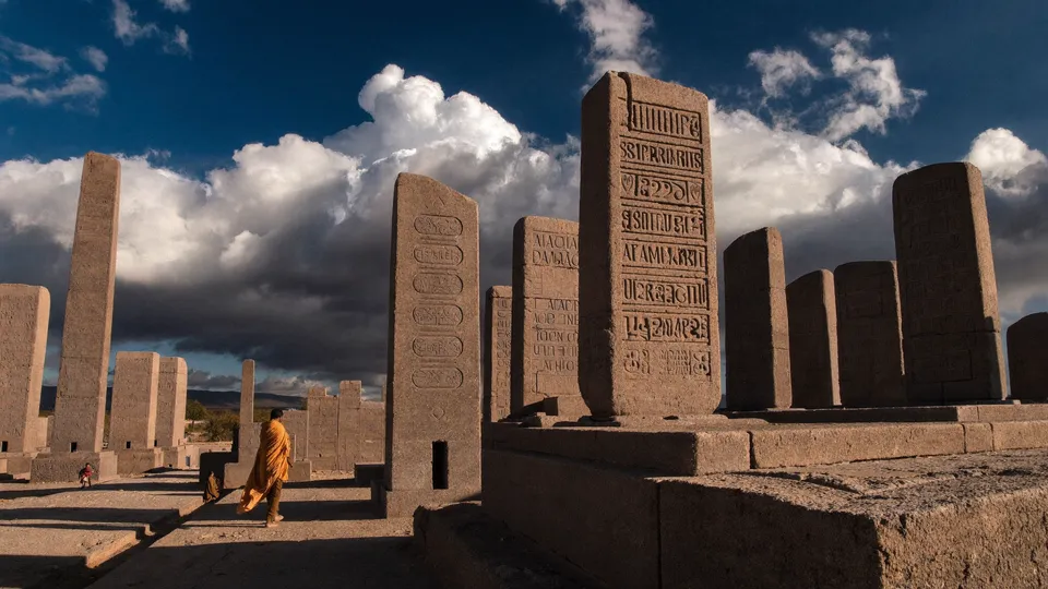 አክሱም፦ ሐውልቶች፣ ንግሥቶችና የታቦቱ ጸሎት ቤት