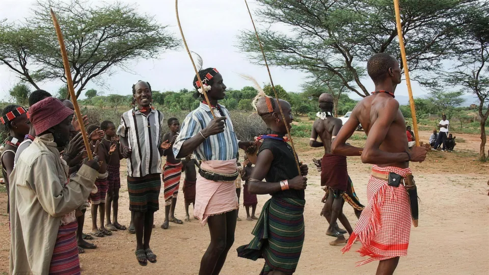 Omorate Tours: Crossing the Omo to the Dassanech by Canoe